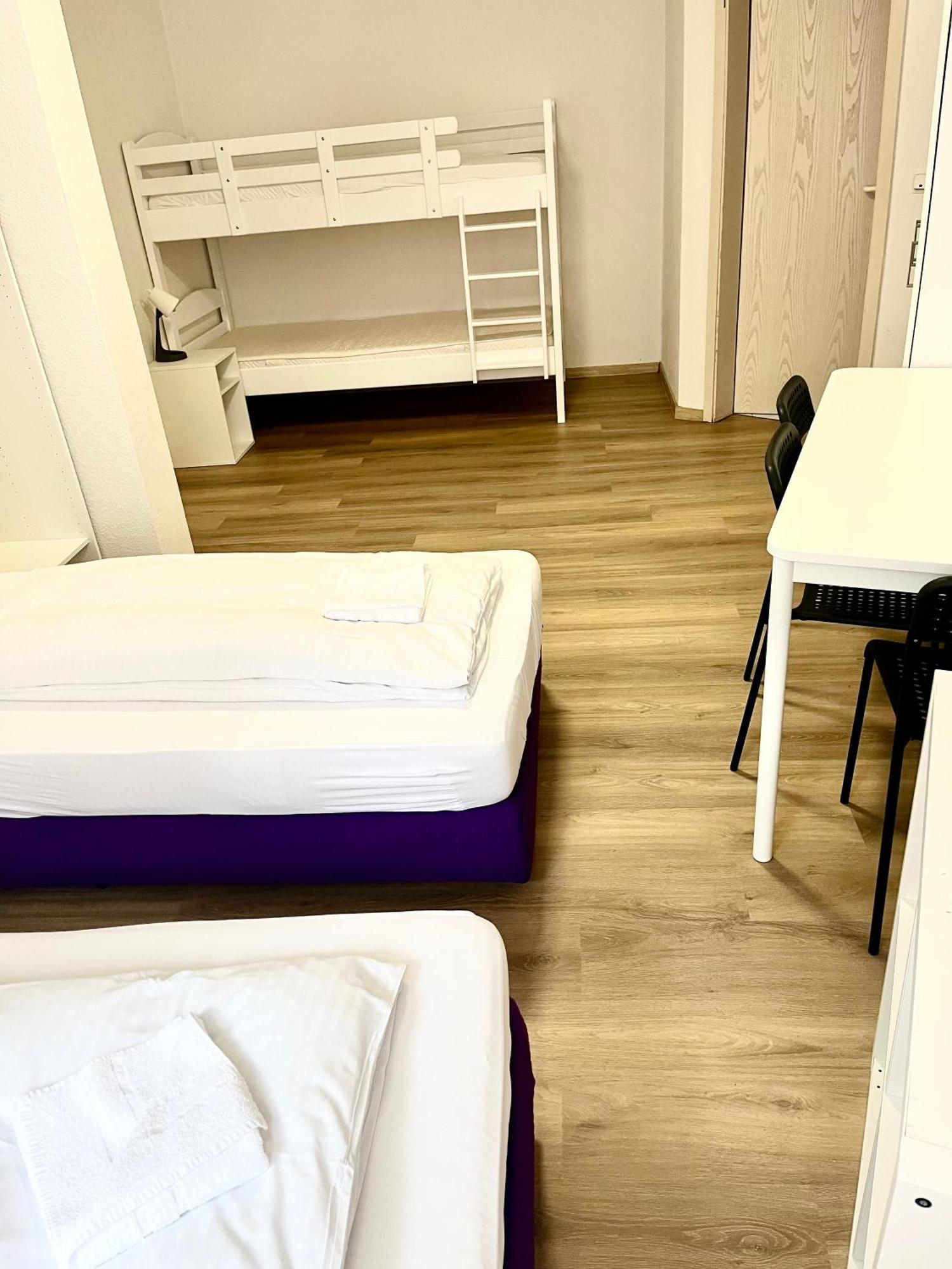 Hotel Garni Am Schäfersberg Niedernhausen Exteriör bild