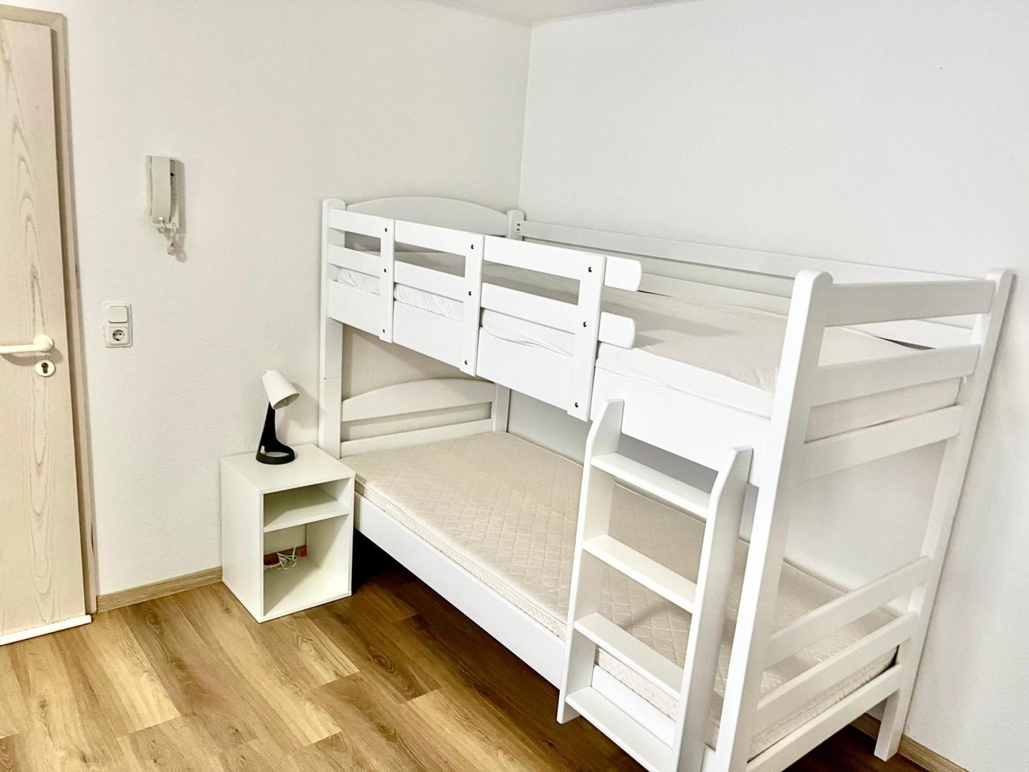 Hotel Garni Am Schäfersberg Niedernhausen Exteriör bild